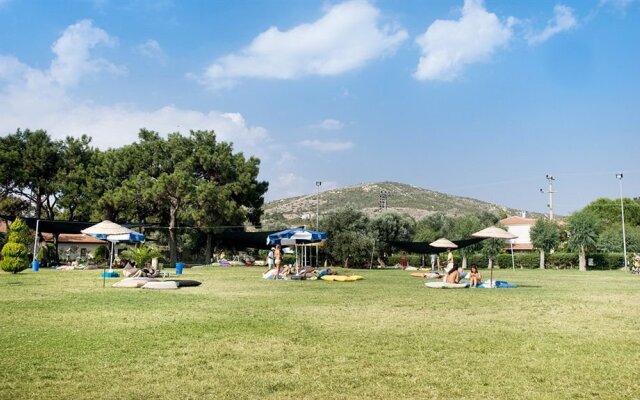 Hanedan Resort & Beach Club