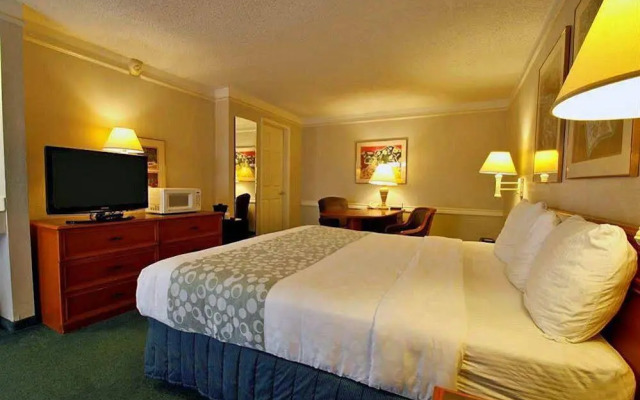 Motel 6 Dallas Plano Southeast