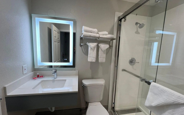 Quality Inn Tracy I-205