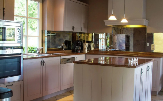 Holiday Home in Peer With Terrace