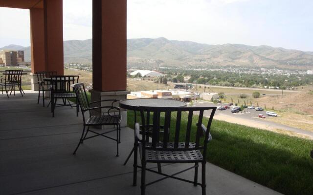 Holiday Inn Express & Suites Pocatello, an IHG Hotel