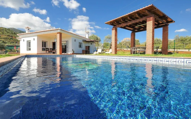 Paredones I Villa Rural Caminito del Rey