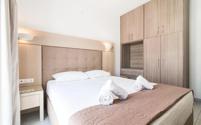 Villa Evi & Suites