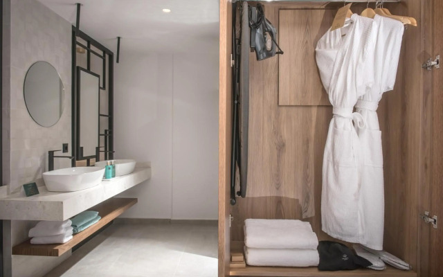 Noble Hotel Suites - Adults Only