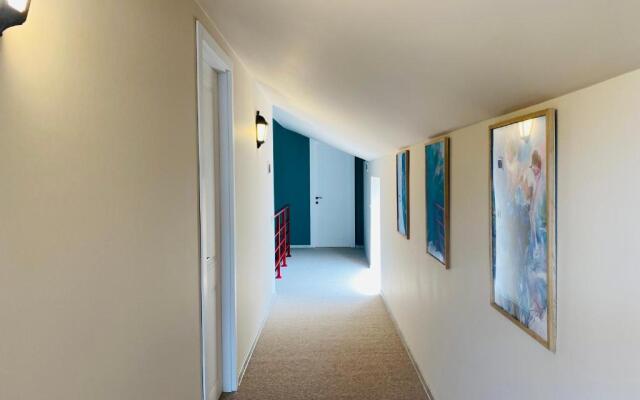 Mose Art Hotel