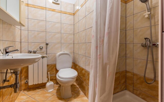 Awesome Home in Banjole With Wifi and 2 Bedrooms