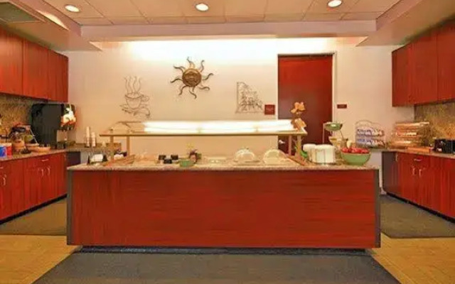 Quality Inn And Suites