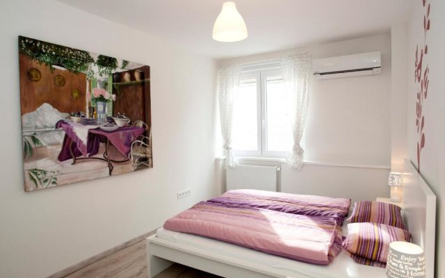 Ilona 2 Bedrooms Apartment In The Center