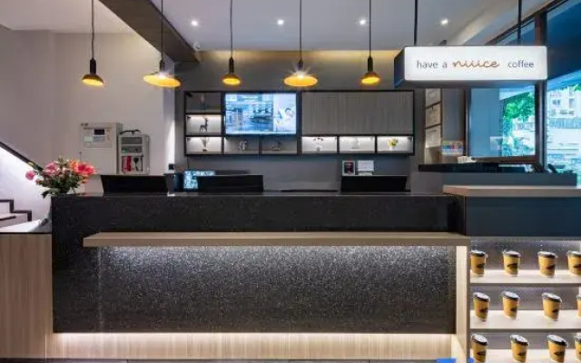 HanTing Hotel (Xiamen Railway Station Mix City)