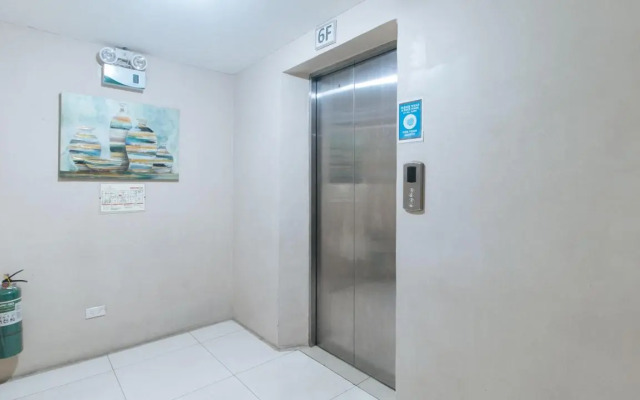RedDoorz Plus @ Buendia Ave Makati
