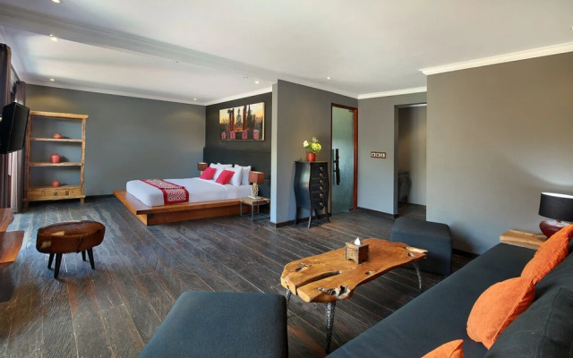 XXL Seminyak Sunset Boutique Villa