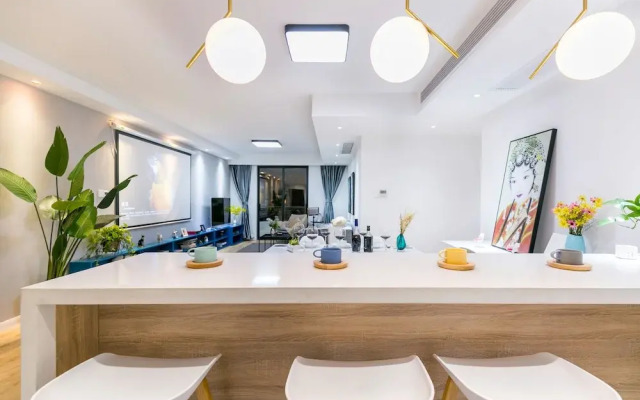 Lazy Apartment - Taikang Road