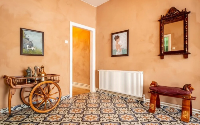 Charming Flat With Central Location in Kadikoy