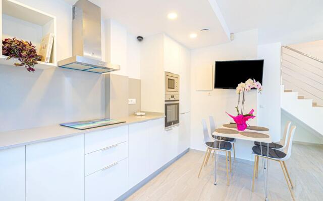 Inviting holiday home in Moraira near the sea