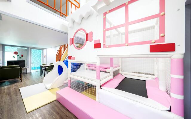 Gapyeong Ghainn Kids Poolvilla