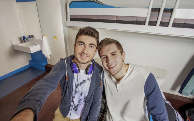 hotelF1 Niort St Maixent