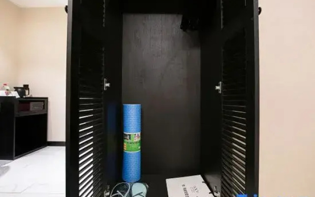 Xana Hotelle (Zhengzhou Fu Tower Qilihe Metro Station)