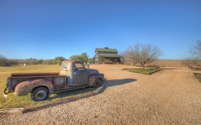 Ranchers Relaxation WR 1903c