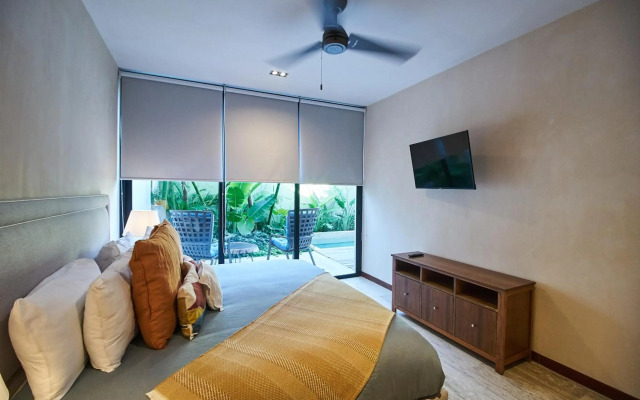 Luxury 3 Bedroom Retreat & Private Pool in Aldea Zama