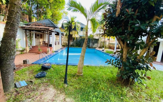 Seremban Grande Villa 163 by Vale Pine