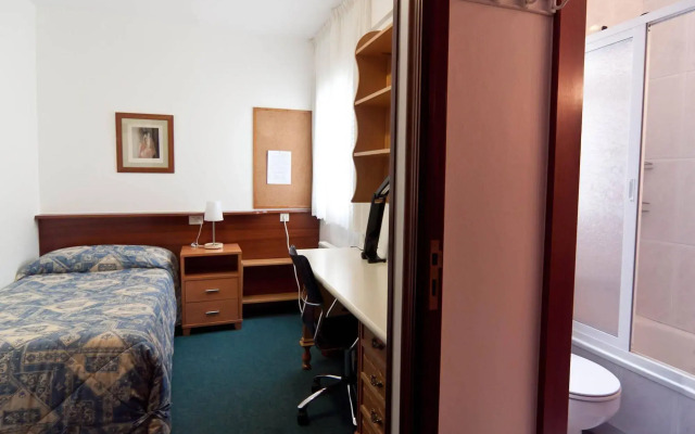 Pension Residencia La Paz