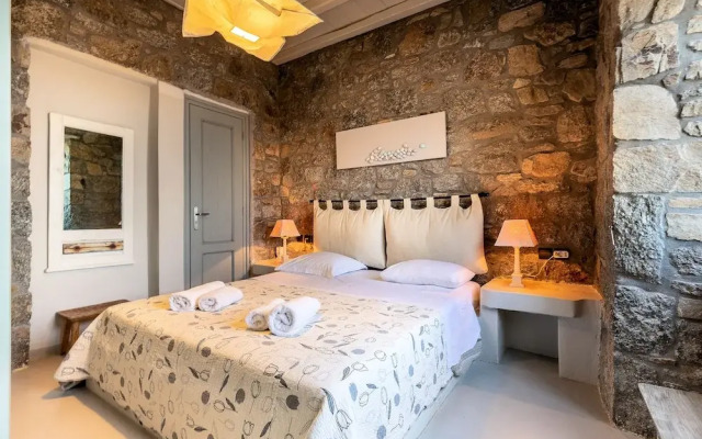 Seaview Villa Galanos at Kalafatis Beach