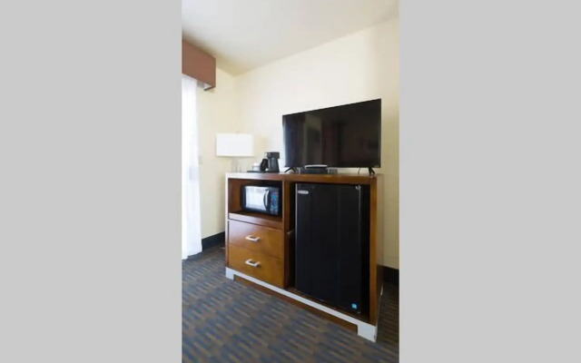 Harbor House Inn Morro Bay