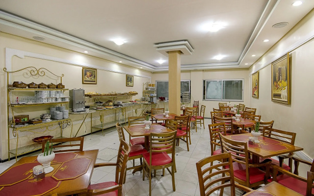 Hotel Golden Park Curitiba by Nacional Inn