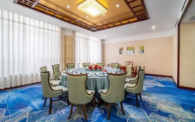 Quantai Hotel