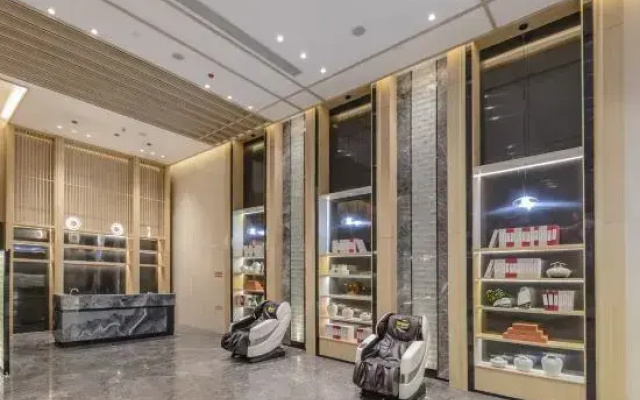 MEHOOD LESTIE(Fuzhou Juyuanzhou Subway Station Store)