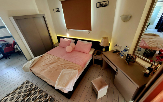 Cleopatra City Hotel