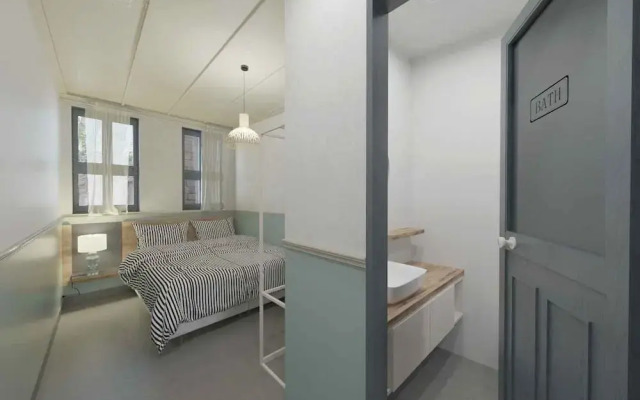 The 48 Suites