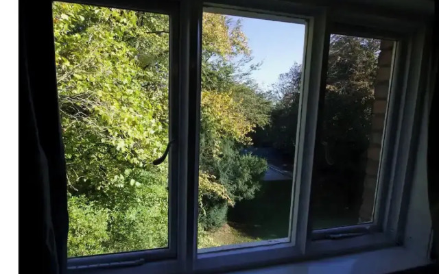 Mossley Hill Retreat