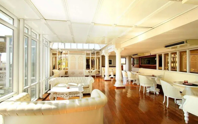 The Sands Hotel