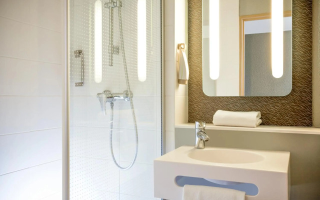 ibis Paris Gennevilliers