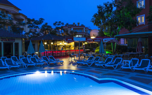 Villa Moonflower Aparts & Suites