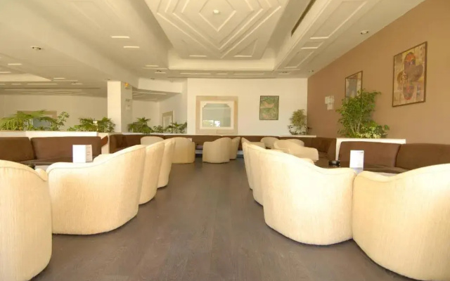 Yadis Hammamet Club