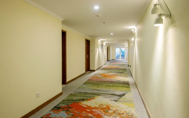 Golden Palm Resort