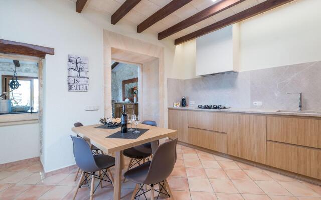 SA FONT - Villa for 6 people in Petra.