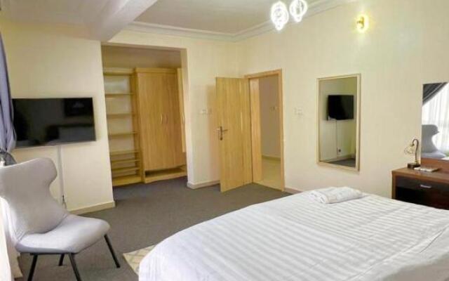 6bedroom Appartment