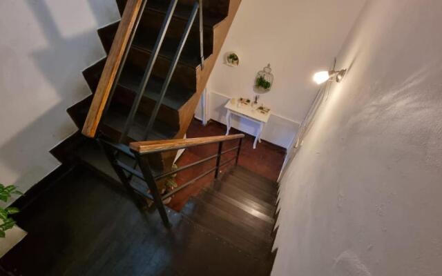 White House - Hospedaje con Desayuno