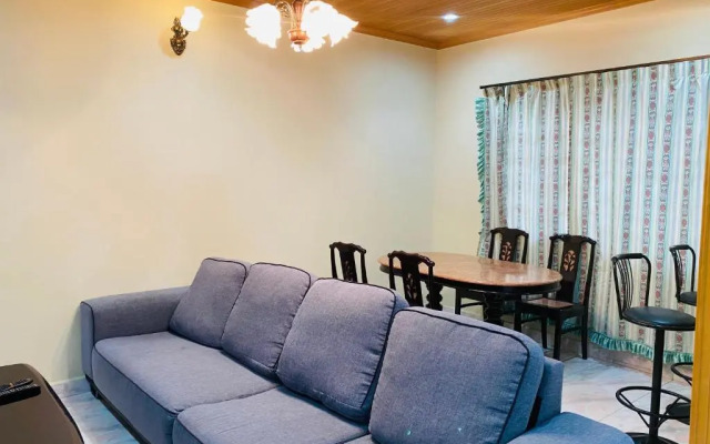100 Backpackers Hostel