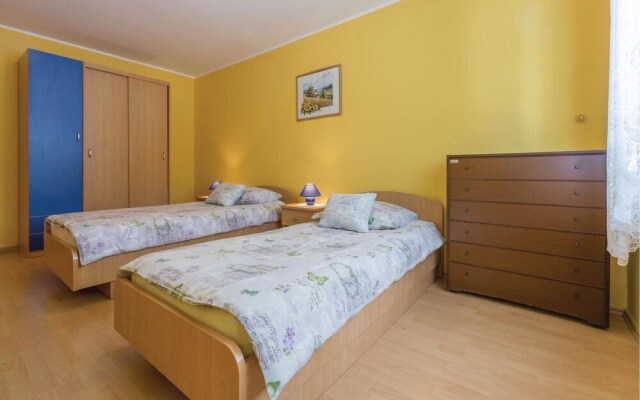 Awesome Home in Savudrija With Wifi and 2 Bedrooms