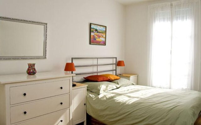 Two Bedroom Apartment Montparnasse (341)