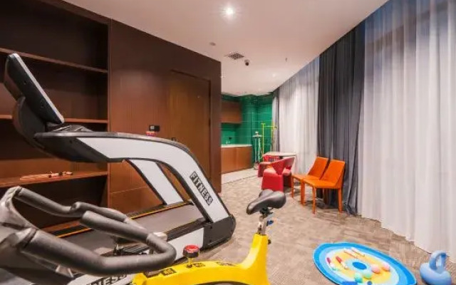 Three Hotel