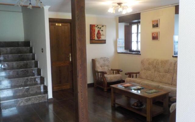 Apartamentos Rurales La Husteriza