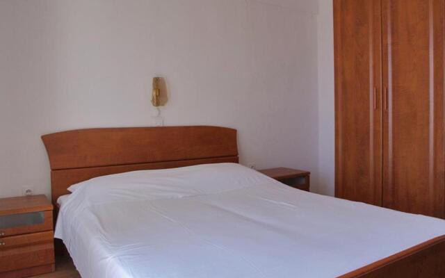 Apartment Ercilia B4