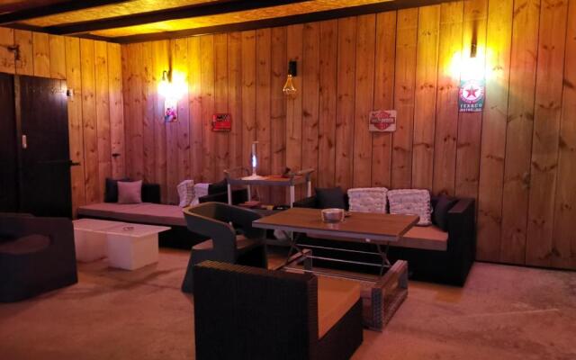 Hostal 170 Room 16 Service Appartement