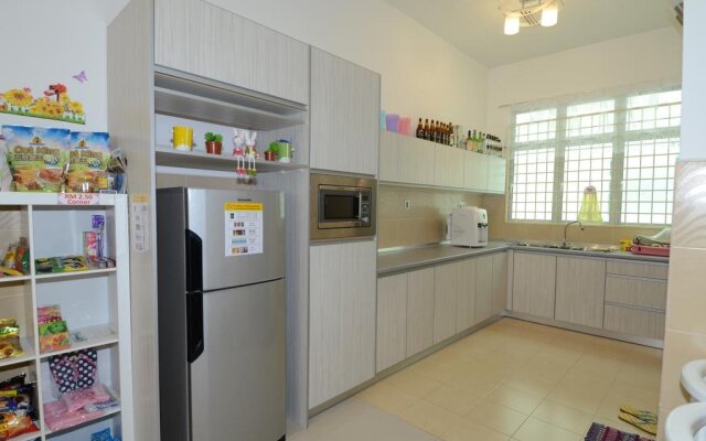 Felice Homestay
