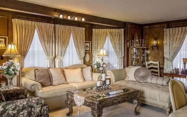 Highland Glen Lodge B&B